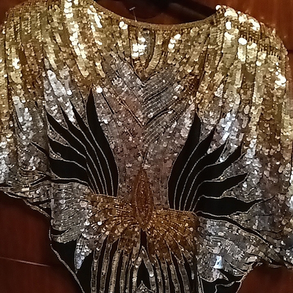 💖Vintage  70'-80's sequin beaded cocktail  Butterfly top blouse- FINAL PRICE.💖 - Picture 4 of 6
